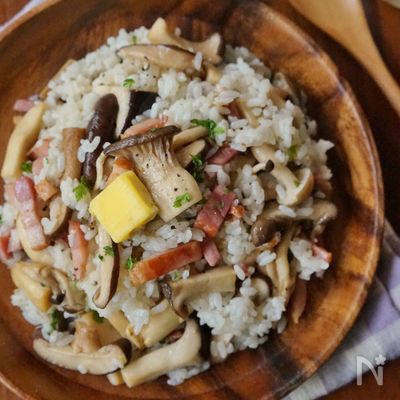 ガリバタきのこの混ぜご飯