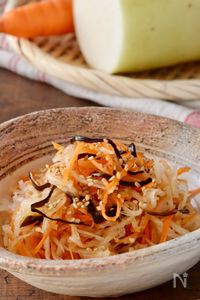 にんじん大根の塩こんぶナムル