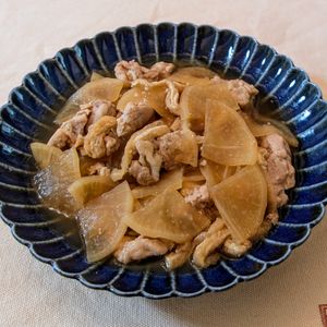 𝔂𝓾𝓶𝓲🍓の作ってみた!投稿(【大根と豚肉のちょっぱや煮物】ご飯が進む味しみ10分おかず♪)