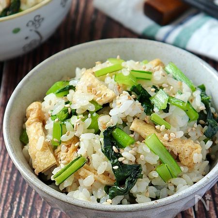 おかずなしで食べれる 小松菜と油揚げの混ぜご飯 By あみん レシピサイト Nadia ナディア プロの料理家のおいしいレシピ