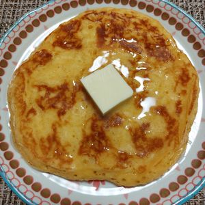 よっこの作ってみた!投稿(もっちり至福♡余ったお餅で簡単おやつ「お餅パンケーキ」)