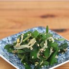 常備菜にも♪にら・ごま・もやしの中華風