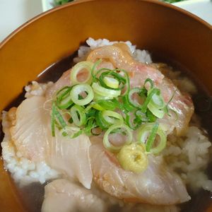 ゆみの作ってみた!投稿(ごまだれ活用！鯛茶漬け【簡単・手軽】)
