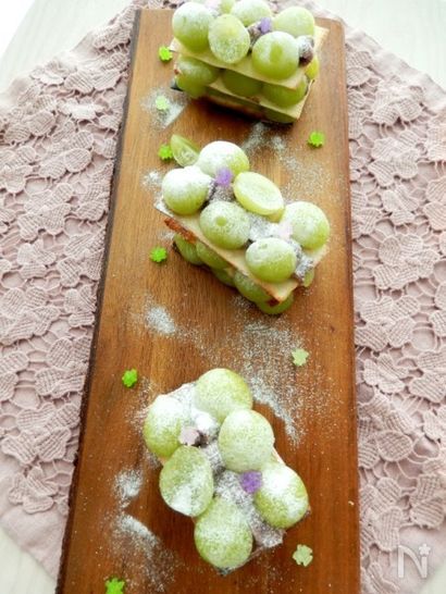 とっても簡単食パンで作るぶどうのミルフィーユ風