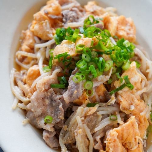 簡単ご飯が進む♡『もやしのとろたま味噌炒め』丼にも♪