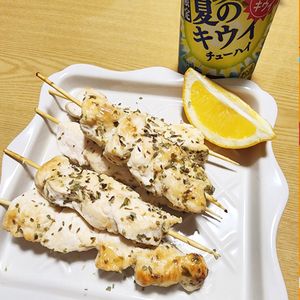 ナムディの作ってみた!投稿(レモンとオレガノが香る♪ギリシャ版焼き鳥、鶏肉のスブラギ)