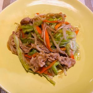 puricoの作ってみた!投稿(お弁当屋さんの肉野菜炒め【#ほっと◯っと風 #野菜たっぷり】)