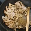 ミナの作ってみた!投稿(【簡単♪豚肉と蓮根のバター醤油炒め】秋の味覚たっぷり)