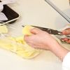 【じゃがいもカレー炒め】包丁使わずできる！誰でもワンパンの下準備