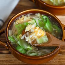 ふわとろ🤤【えのきとキャベツのたまごスープ】