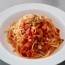 シーフードミックスで褒められ味に！魚介のトマトソースパスタ