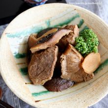 豚肉と椎茸の煮込み
