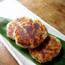 新ジャガとキヌアのハンバーグ