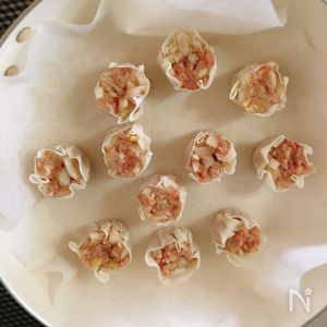 焼売] フライパンで簡単・たっぷり玉ねぎの肉シュウマイ | レシピ