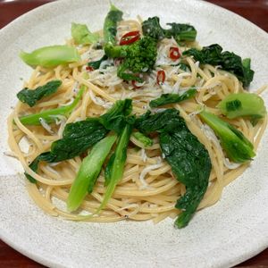 りんごの作ってみた!投稿(“菜の花”としらすのペペロンチーノ)