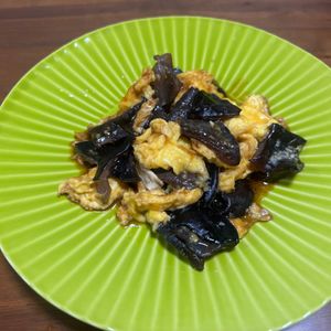 こむぎの作ってみた!投稿(【ぷりぷり生きくらげとふんわり卵の甘旨炒め】フライパンひとつ)