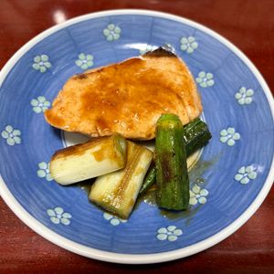 りんごの作ってみた!投稿(漬け込みいらず〜メカジキの生姜焼き〜)
