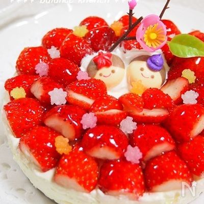 【ひな祭り】冷蔵庫まで5分！いちごのレアチーズケーキ