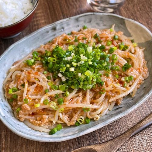 【作業時間3分】レンジでちゃんと旨い「スピード麻婆もやし」