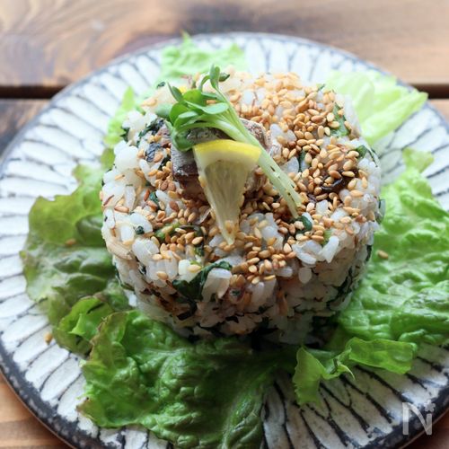 〖簡単ちらし〗鯖缶、菊菜、新生姜のちらし