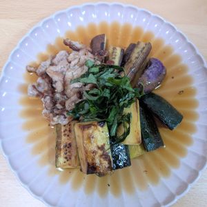 ゆいの作ってみた!投稿(【カリカリ豚こまと夏野菜のさっぱりだれ】夏バテ防止にも◎！)