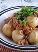 里芋とひき肉のガーリック味噌炒め。