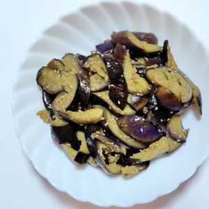 ふうかの作ってみた!投稿(レンジで簡単！なすの和風ナムル)