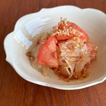 あともう１品に＊【トマトと新たまねぎのおかか和え】