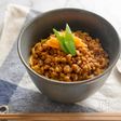 しれっと大豆ミートでそぼろ丼。お弁当、作り置きにも！
