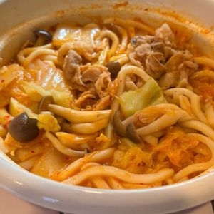 mi-koの作ってみた!投稿(【簡単♪チゲ風豚キムチうどん】節約食材×栄養たっぷり)