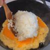 具材1つ!なのに食べ出したら止まらない【黄金チャーハン】の工程1