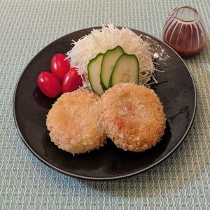 𝔂𝓾𝓶𝓲🍓の作ってみた!投稿(1食100円以下！【はんぺん＆かにかまカツ】大満足！)