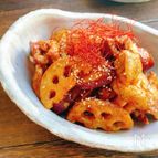 鶏と蓮根、さつまいもの甘辛炒め