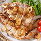 【洋食屋風スタミナ飯】おろし玉ねぎソースのガーリック豚テキ