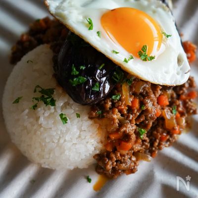 炒めるだけ！簡単めちゃうま茄子ドライカレー♡
