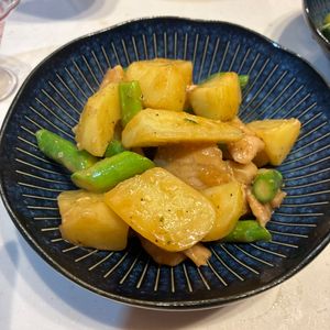 1169387の作ってみた!投稿(鶏肉とじゃがいもとアスパラのガーリック醤油炒め【#作り置き】)