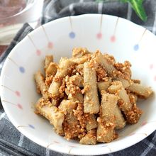 レンジで簡単♡叩きゴボウの胡麻味噌和え