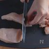 【鶏むねとえのきがあったらこれ】レンジで簡単！旨辛ユッケ風の工程1