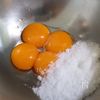 マフィンカップでふわふわいちごのシフォンケーキの工程2