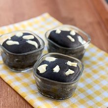 黒胡麻蒸しパン
