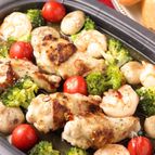 クリスマスはこれ一品でバッチリ♪鶏肉とエビのアヒージョ風