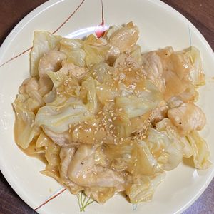 1465412料理経験3年生の作ってみた!投稿(【鶏むね肉とキャベツの味噌炒め】食材2つ！10分で完成♡)