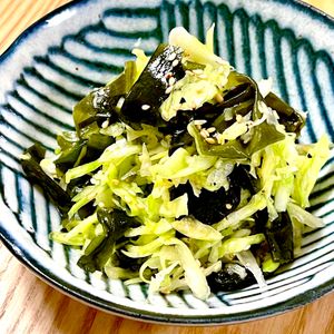 michuの作ってみた!投稿(キャベツとわかめのフレンチサラダ)