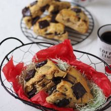 低糖質！罪悪感ゼロ‼️おからスコーン〜チョコ入り