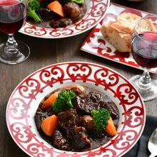 【STAUB】牛肉の赤ワイン煮込み