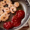 冷めても美味しい！海老のガーリックケチャップ炒めの工程5