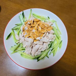 とよやんの作ってみた!投稿(めっちゃ簡単に作る「鶏ささ身肉で作る棒々鶏風」)