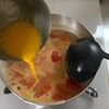 【ふわふわ卵とトマトの中華スープ】食材2つで本格的な味わい！の工程4