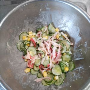 KUMIKOの作ってみた!投稿(カニカマきゅうりのレモマヨ和え│5分で完成！爽やか副菜)