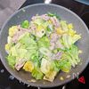 簡単やみつき♩《豚肉とキャベツのガリバタ炒め》の工程2